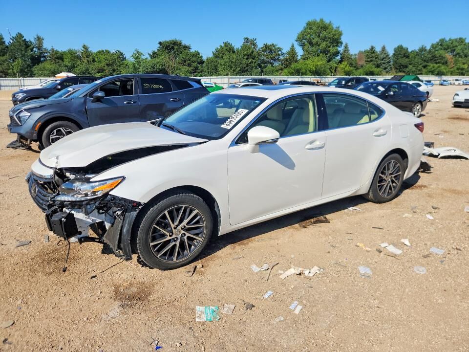 2016 LEXUS ES