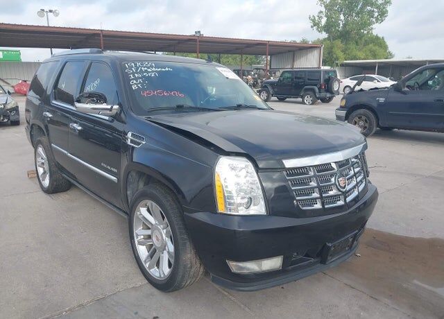 2011 CADILLAC Escalade