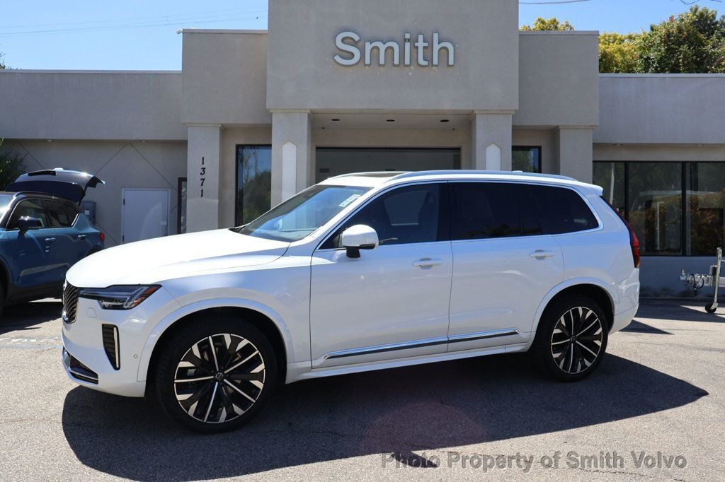 2025 VOLVO XC90