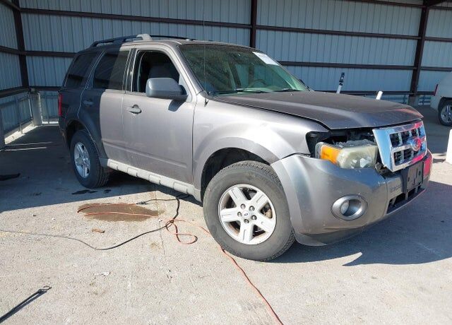 2009 FORD Escape