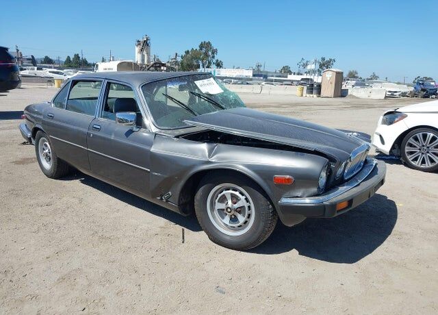 1985 JAGUAR XJ6