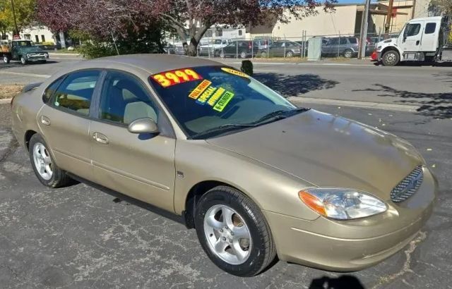 2000 FORD Taurus
