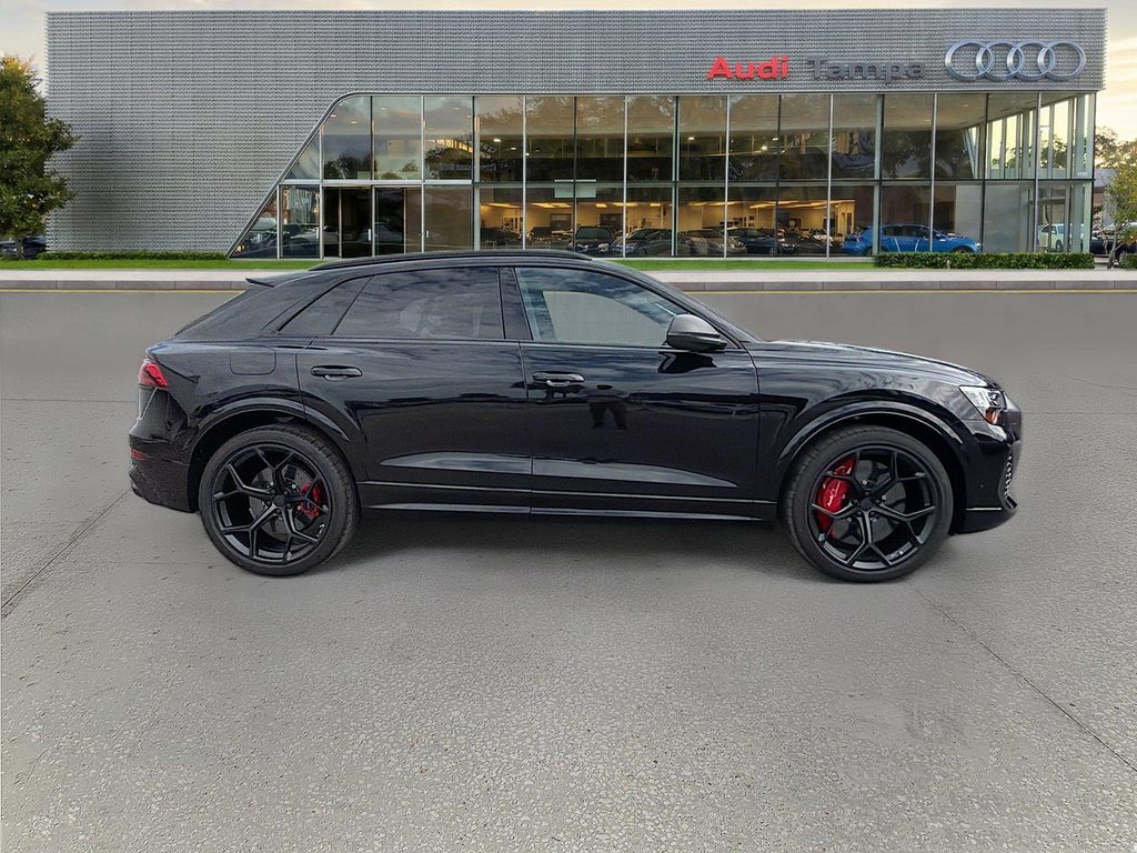 2026 Audi RS Q8