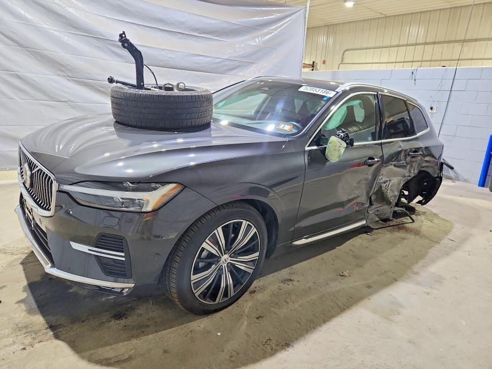 2023 VOLVO XC60