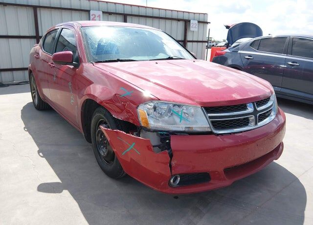 2011 DODGE Avenger