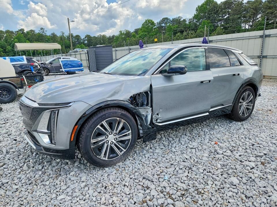 2024 CADILLAC Lyriq