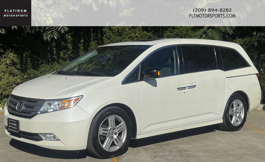 2013 HONDA Odyssey