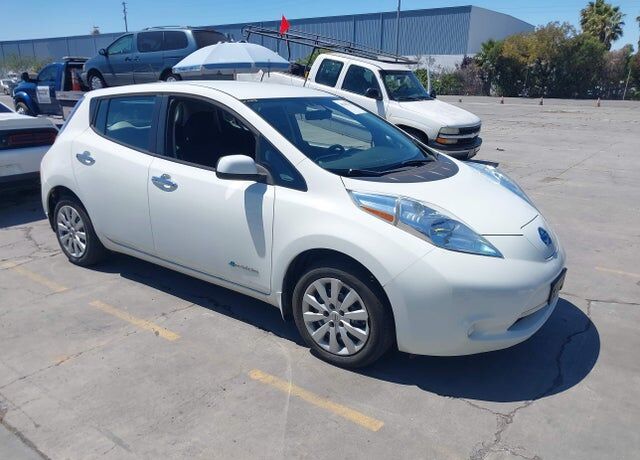 2017 NISSAN Leaf