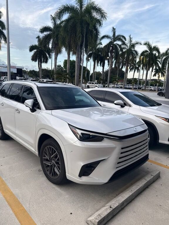 2026 LEXUS TX
