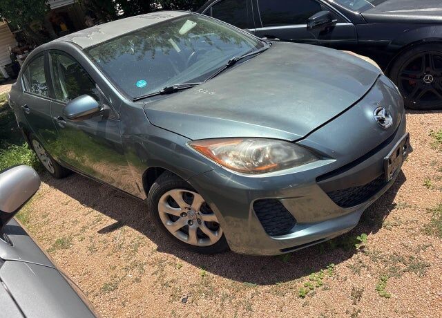 2012 MAZDA Mazda3