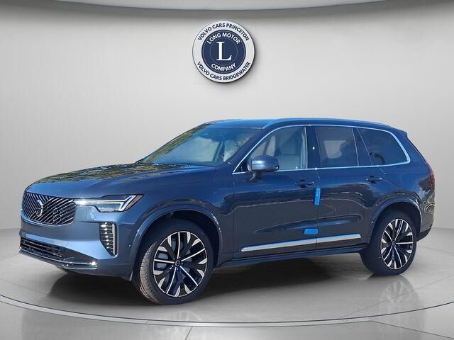 2026 VOLVO XC90