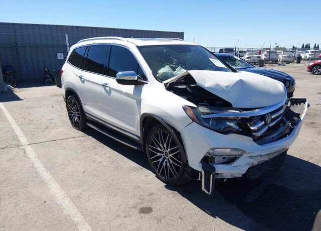 2016 HONDA Pilot