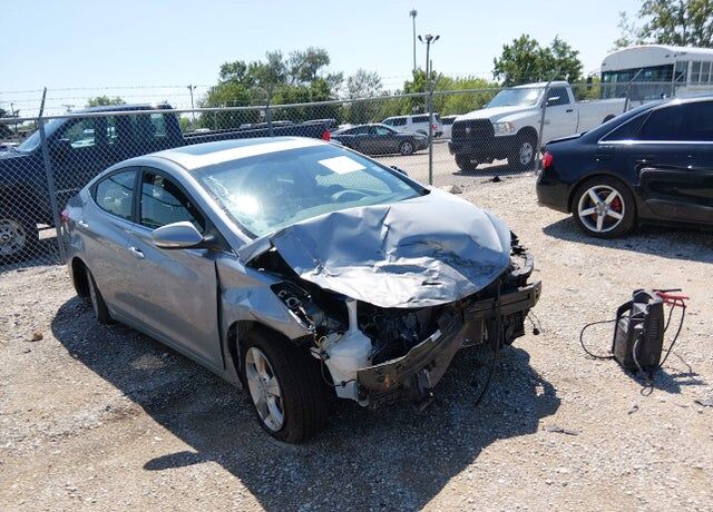 2016 HYUNDAI Elantra