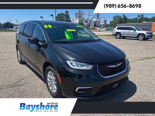 2023 CHRYSLER Pacifica