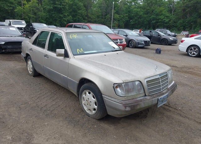 1995 MERCEDES-BENZ E-Class