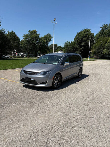 2017 CHRYSLER Pacifica
