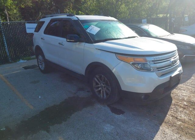2011 FORD Explorer