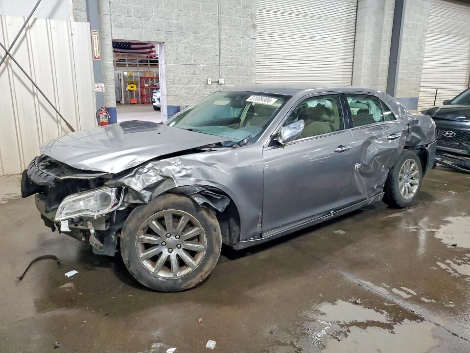 2011 CHRYSLER 300