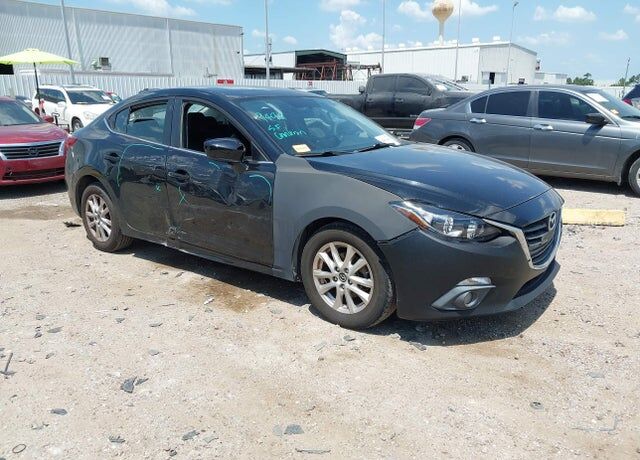 2015 MAZDA Mazda3