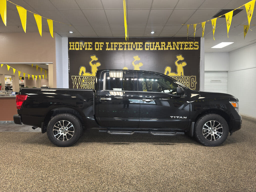 2021 NISSAN Titan