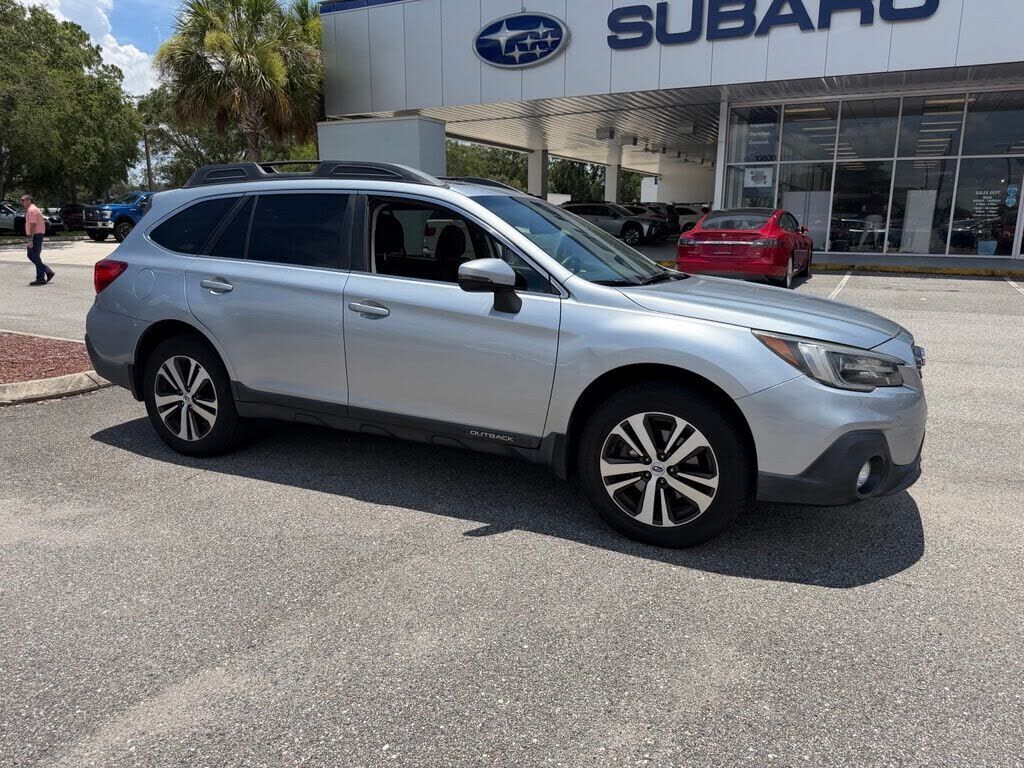 2019 SUBARU Outback
