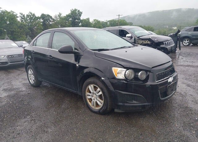 2016 CHEVROLET Sonic