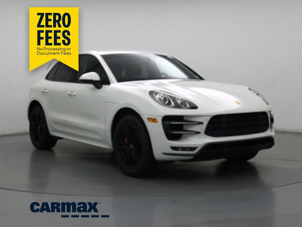2016 PORSCHE Macan