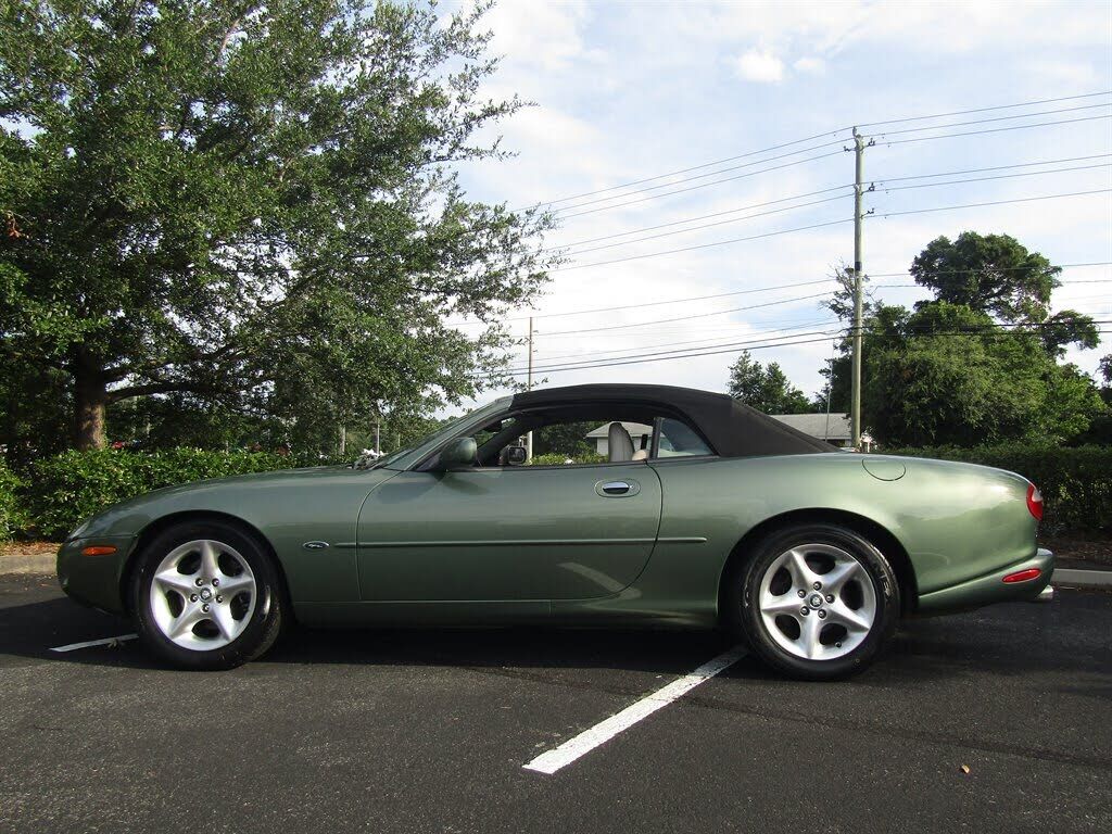 2000 JAGUAR XK8