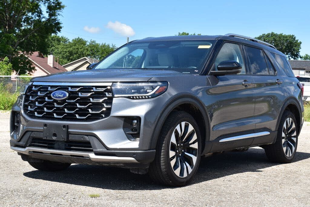 2025 FORD Explorer