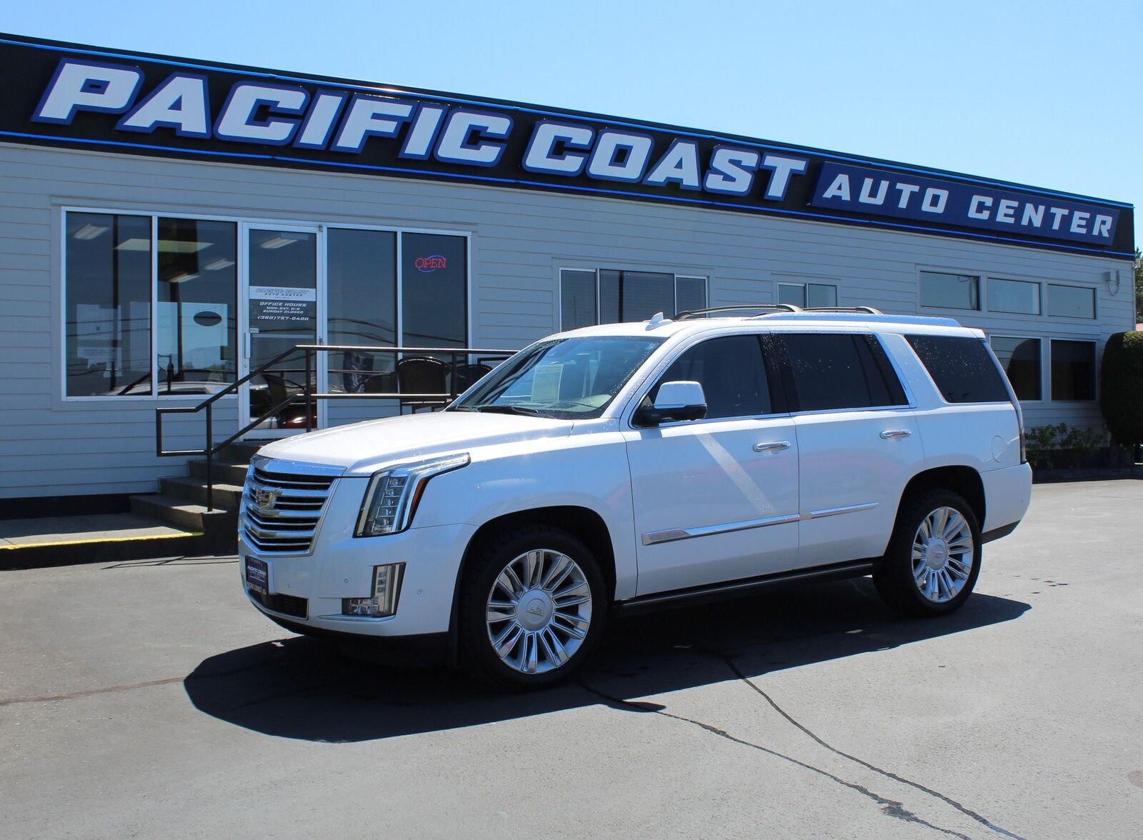 2018 CADILLAC Escalade
