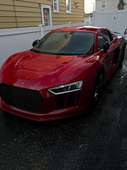 2017 AUDI R8