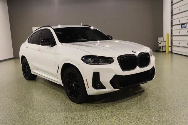 2023 BMW X4