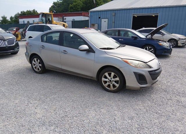 2011 MAZDA Mazda3