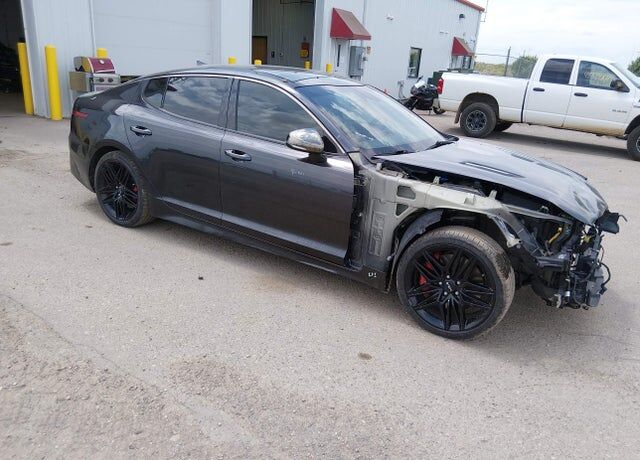 2022 KIA Stinger