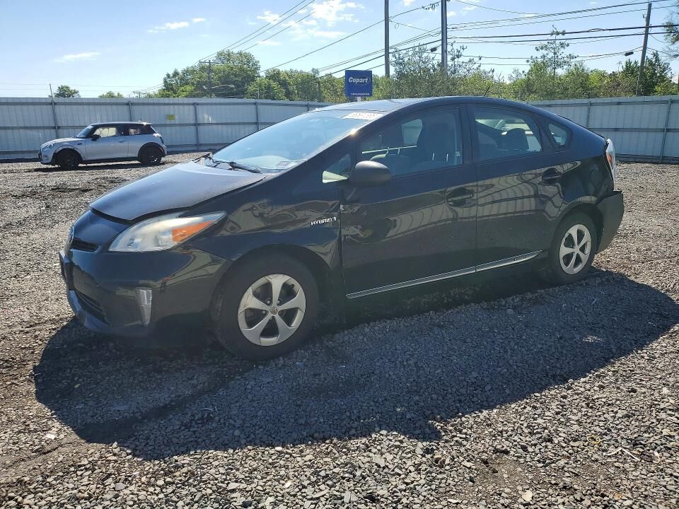 2013 TOYOTA PRIUS