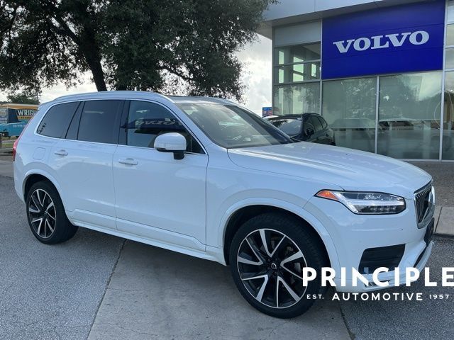 2022 VOLVO XC90