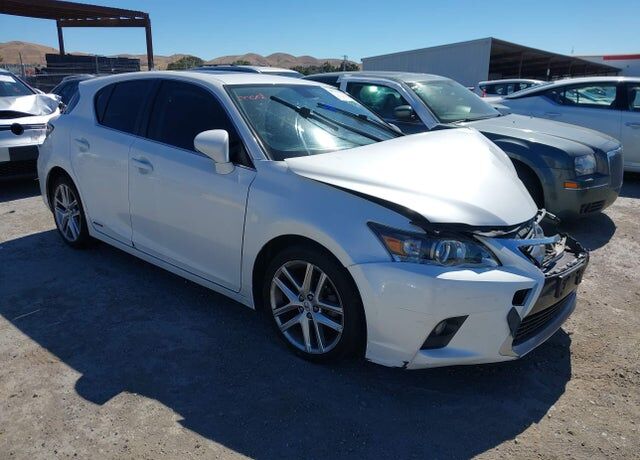 2014 LEXUS CT