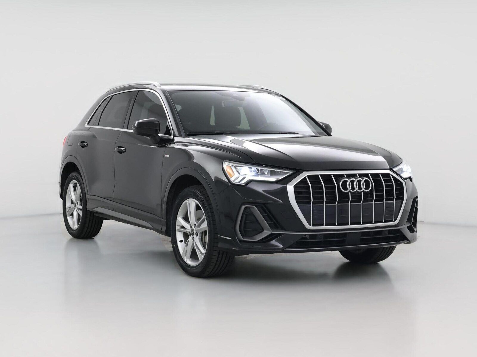 2022 AUDI Q3