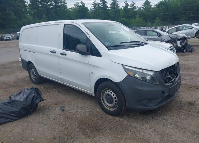 2021 MERCEDES-BENZ METRIS