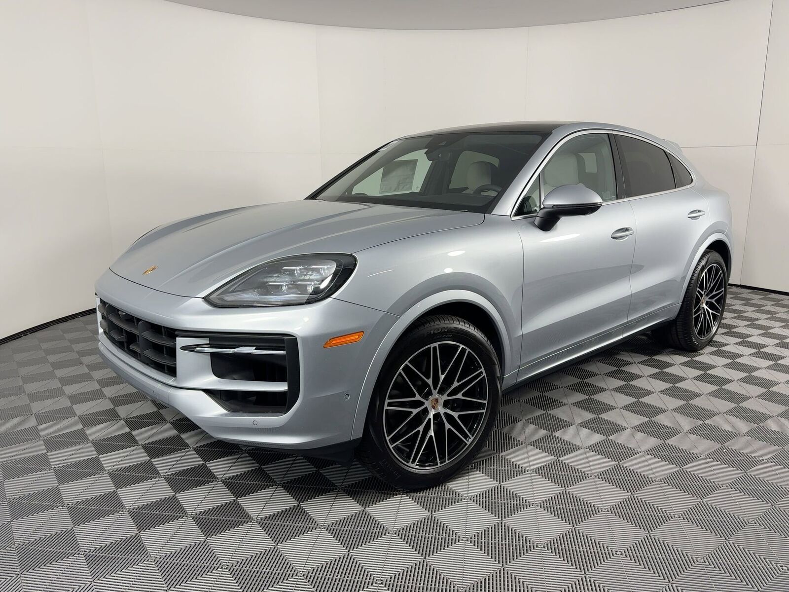 2026 PORSCHE Cayenne