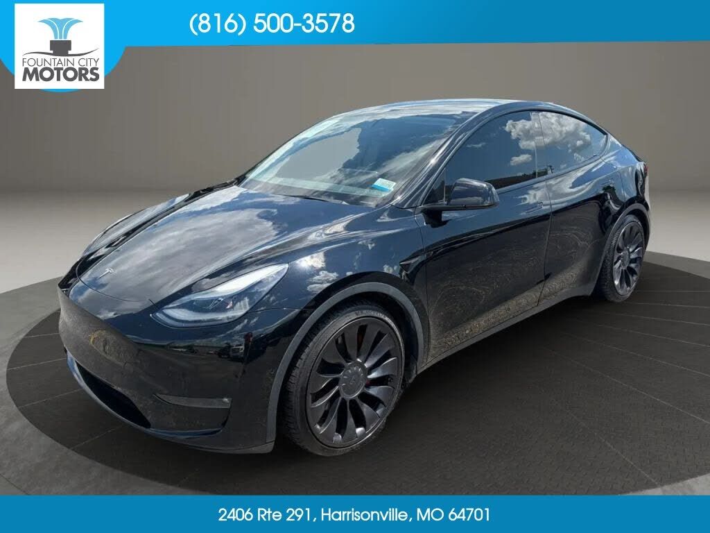 2022 TESLA Model Y