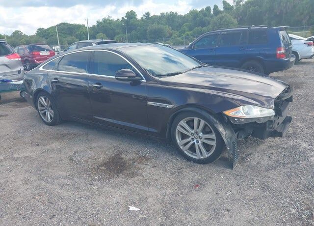 2011 JAGUAR XJ