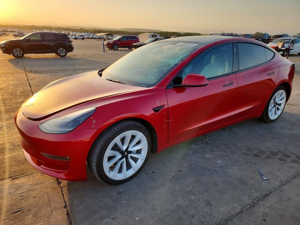 2022 TESLA Model 3