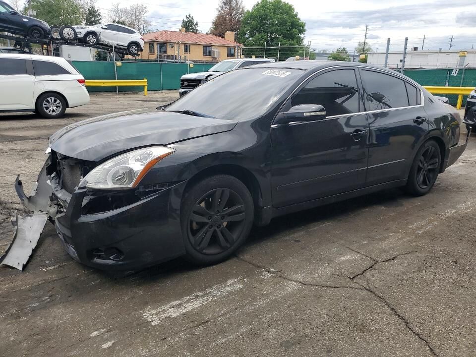 2012 NISSAN Altima