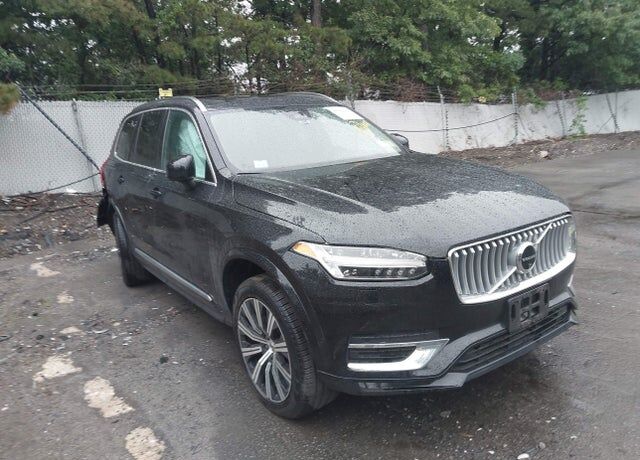 2024 VOLVO XC90
