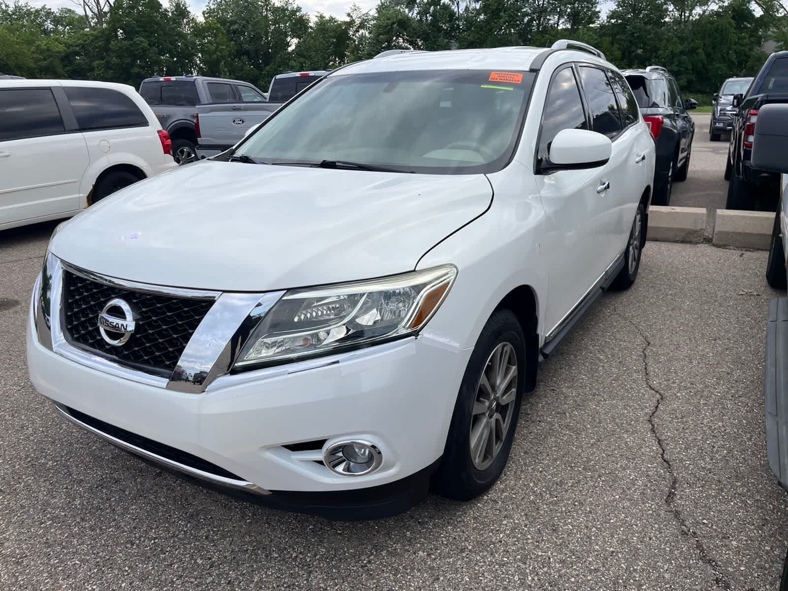 2014 NISSAN Pathfinder