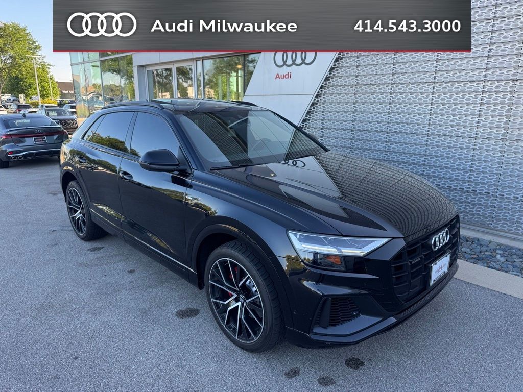 2020 AUDI Q8
