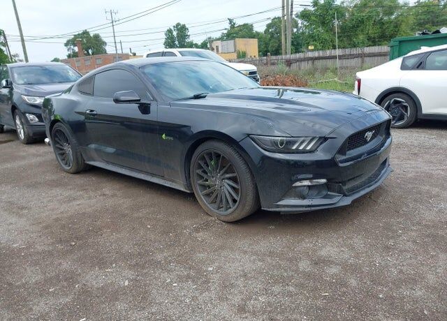 2017 FORD Mustang