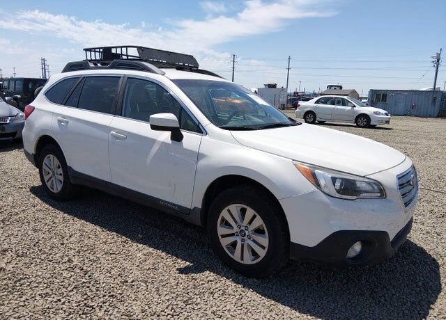 2017 SUBARU Outback