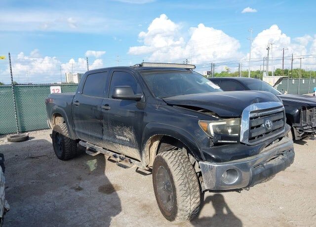 2012 TOYOTA Tundra